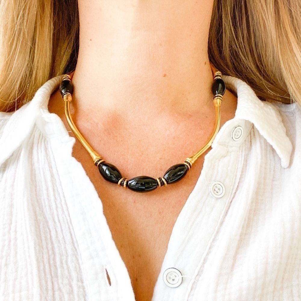 Vintage choker statement necklace gold black beads